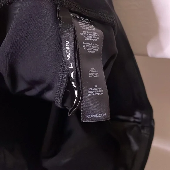 Koral Lustrous Leggings - Picture 4 of 4